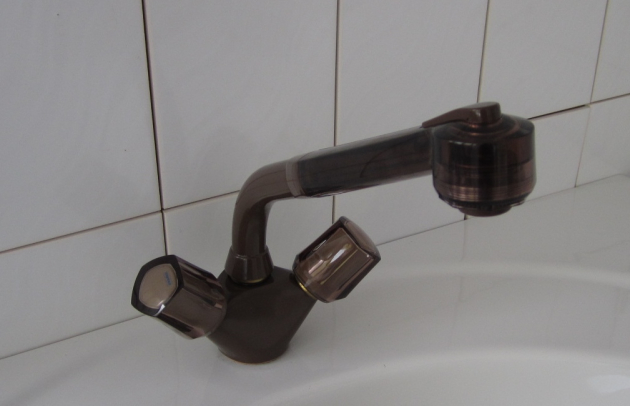 FRANKE Neptun Küchenarmatur mit Brause in Siena-Braun