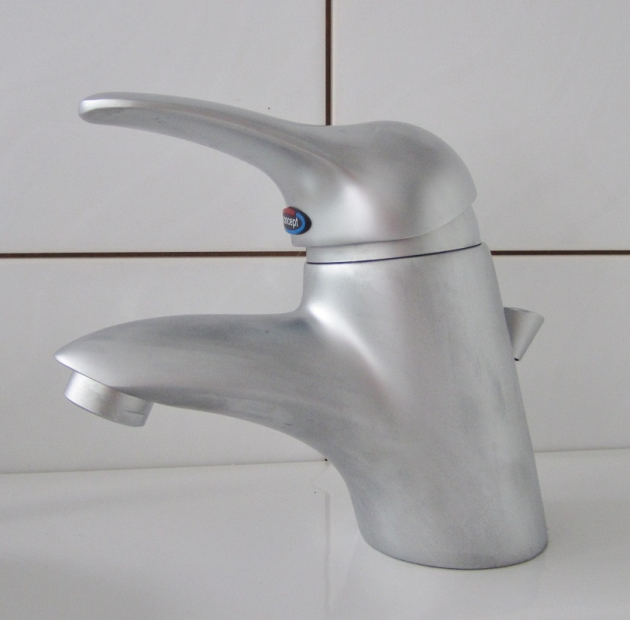 Concept Contura 200 Waschbeckenarmatur in Chrom-Matt Velourchrom