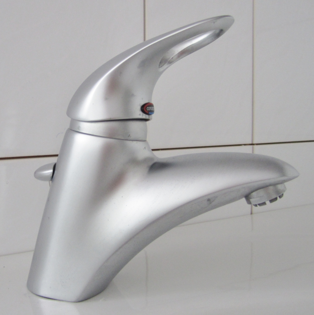 Contura 300 Waschbeckenarmatur Niederdruck in Chrom-Matt Velourchrom