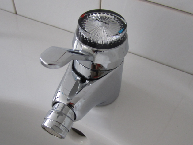 IDEAL STANDARD Reisser Ceramix Bidetarmatur Chrom Kristall ohne Zugknopf