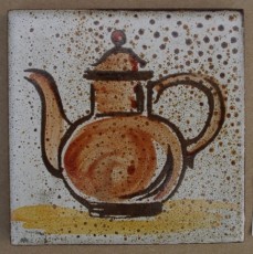 MOSA 1356 Wandfliese handbemalte antike Küchenfliese Landhaus Art mit Teekanne Motiv 10x10 cm