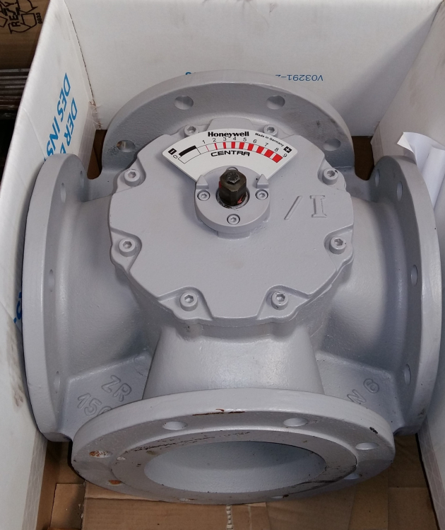 Honeywell Centra ZR150FA Vierwegemischer Flanschmischer GG 20 Grau PN 6 DN 150