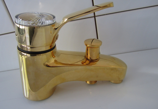 IDEAL STANDARD Ceramix Waschbeckenarmatur mit Brauseschlauchanschluss Gold