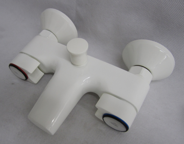 IDEAL STANDARD Dualux Badewannenarmatur + Schlauch + Handbrause WEISS