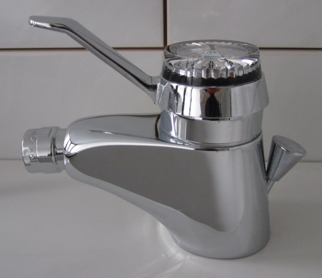 IDEAL STANDARD Reisser Ceramix Bidetarmatur Chrom Kristall