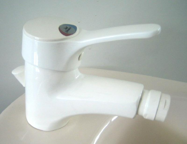 IDEAL STANDARD Ceramix Junior Bidet Armatur Bidetarmatur in WEISS