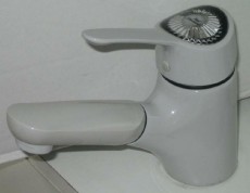 IDEAL STANDARD Ceramix Waschbeckenarmatur mit Brause HELL-GRAU