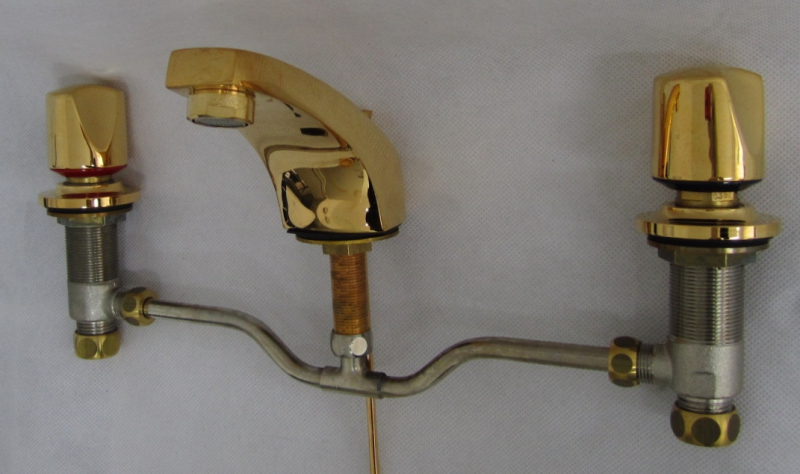 Goldene Bidet Armatur - Einloch Deckmontage Mit 2 Drehgriffen, Chrom & Messing Finish