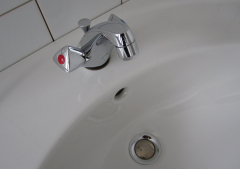 Ideal Standard EUROPA Waschbeckenarmatur Zweigriff CHROM